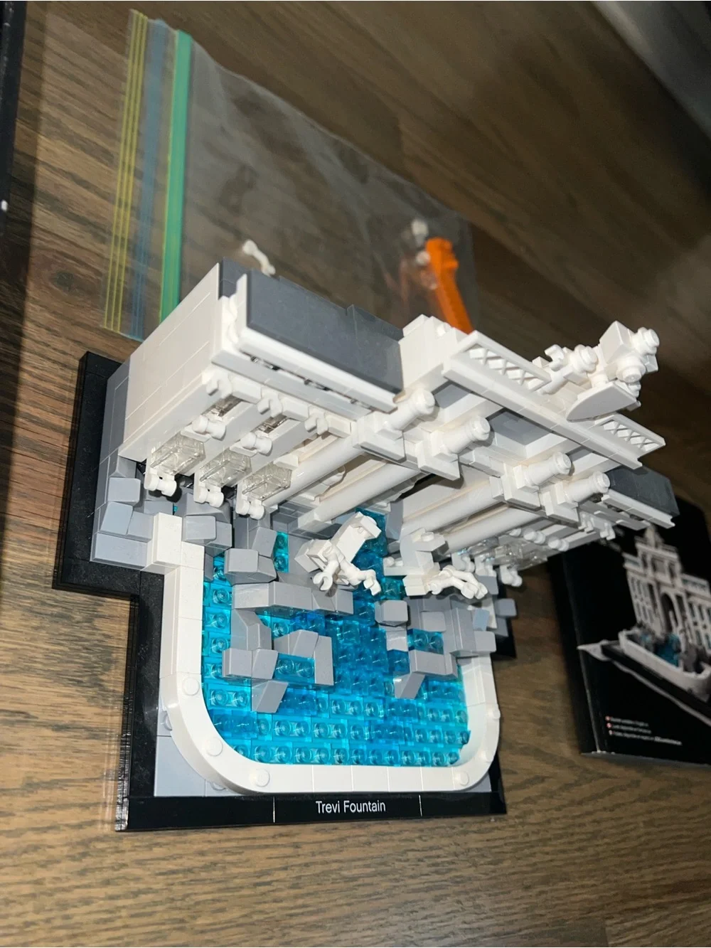 LEGO ARCHITECTURE: Trevi Fountain (21020)